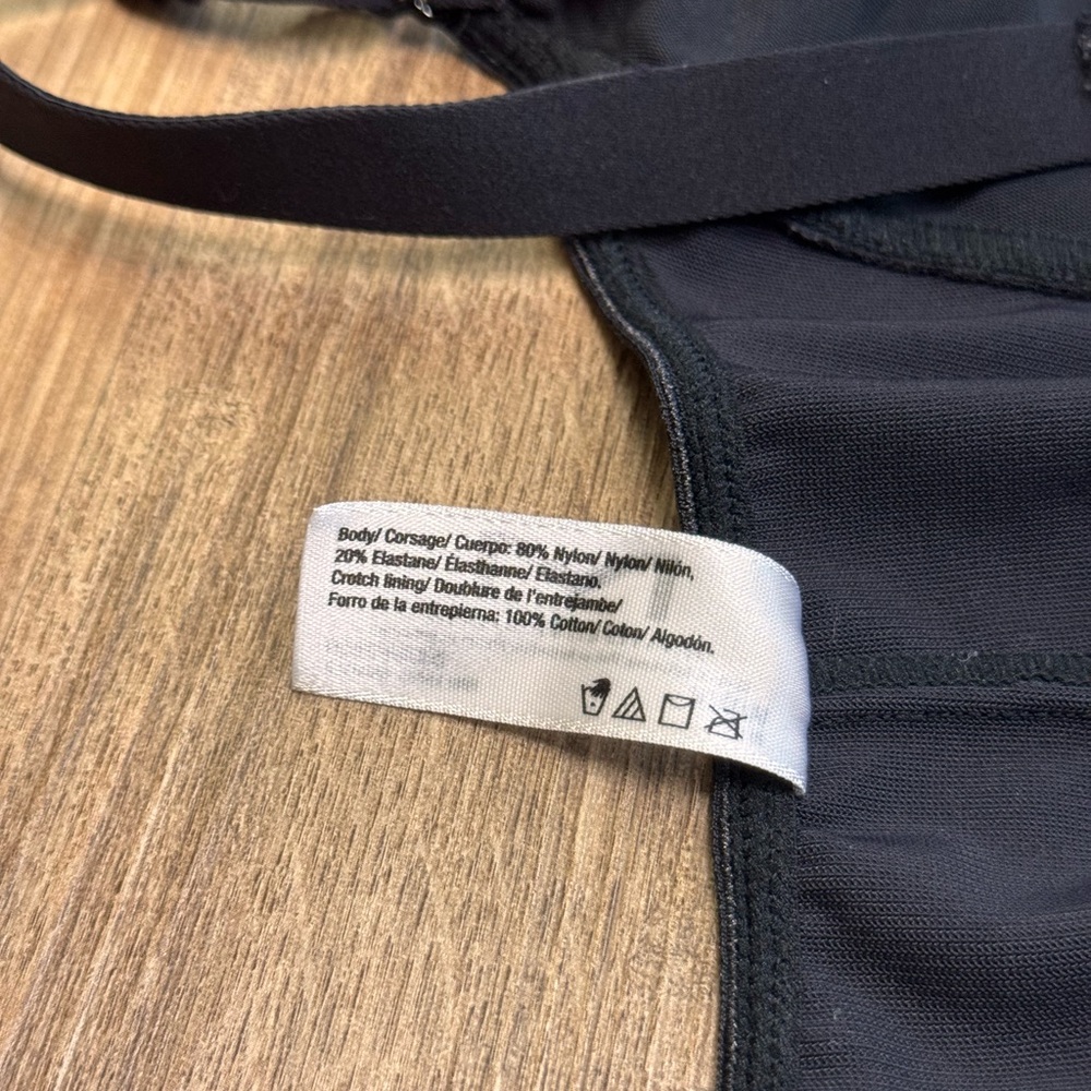 Maidenform Black Shapewear Ultra Firm Bodysuit, Medium - Picture 16 of 16